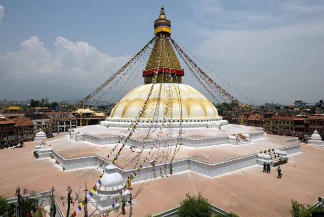 NEPAL PILGRIMAGEEYES OF ENLIGHTENMENT